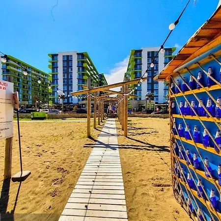 アパート Copahavana Pool & Spa Mamaia Nord ナボダリ